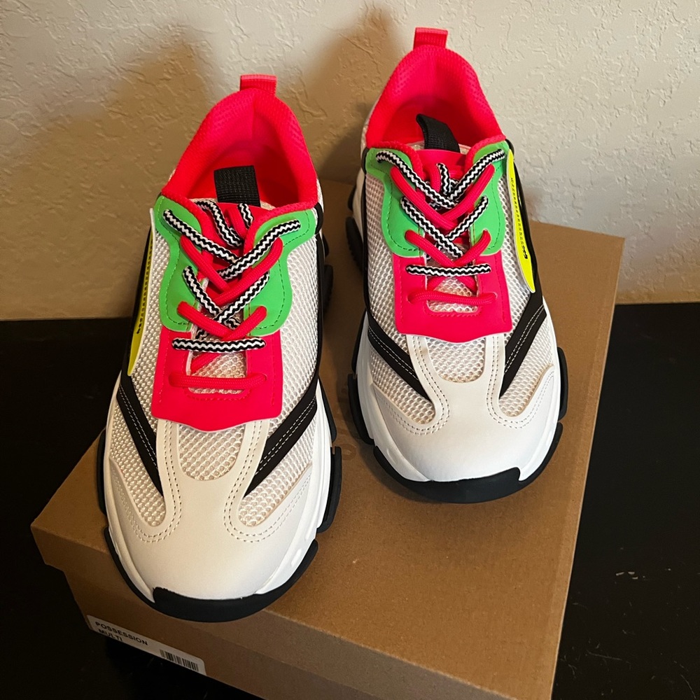 NIB Steve Madden -Possession Multi color Sneakers sz 10 women's